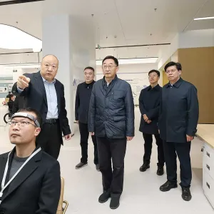 刘宁到安阳龙安区文峰区内黄县检查指导工作时强调：强化科技创新推动产业转型升级 打 ...